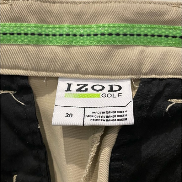 NWOT IZOD Beige Golf Shorts Size 30 - Picture 3 of 5